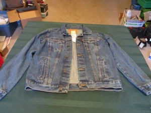 Levi’s Youth XL Denim jacket, medium wash, New - Picture 1 of 5