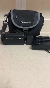 Panasonic HC-V550 videocamera AVCHD zoom 90X testata ECCELLENTE CON XTRAS - Foto 1 di 8