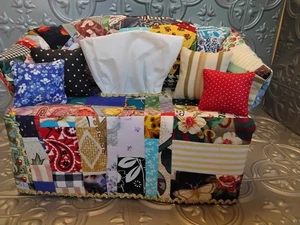 PATCH WORK SOFA TISSUE BOX COVER NEW HANDMADE FREE TISSUES - Picture 1 of 4