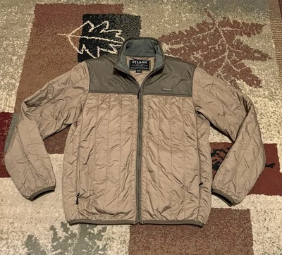 Chaqueta Filson Ultraligera Acolchada Primaloft Dorada ~ Para Hombre Mediana ~ Tostado Oscuro/Verde Foto 1 de 4