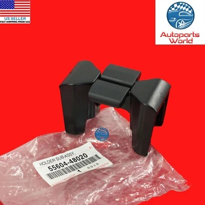NEW GENUINE OEM TOYOTA 2002-2007 HIGHLANDER CONSOLE BOX CUP HOLDER 55604-48020 - Image 1 of 4