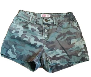 Lei Tatum high rise Camoflage Shorts - Picture 1 of 6