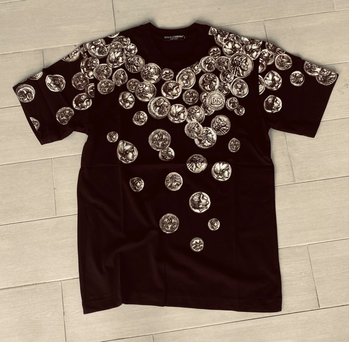 【新品】DOLCE & GABBANA ブラック Tシャツ 36 DOLCE & GABBANA T-shirt Black With Love Always Crew Neck Top