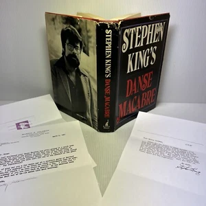 DANSE MACABRE by Stephen King (1st Edition Hardcover w/ Dustjacket, 1981) Papers - Bild 1 von 16