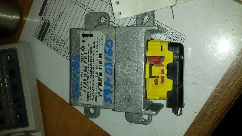 Chassi ECM airbag painel central compatível com 98-99 DODGE 1500 PICKUP 157539 - Imagem 1 de 1