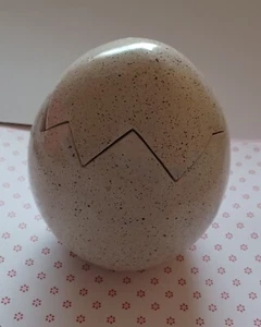 Keramik-Ei Dose mit Deckel Handarbeit - Bild 1 von 4