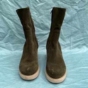 EUC La Canadienne Zed Oiled Waterproof Bootie Women’s Size 11 Green Suede Boot - Picture 1 of 9