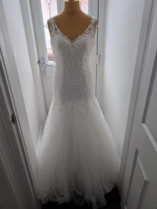 Sincerity 3978 Embroidered Lace and Tulle Trumpet Gown with Keyhole Back USA 10 - Picture 1 of 6