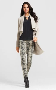 CAbi Diamondback super skinny jean # 958 size 4 * New With Tag $108 - Picture 1 of 2