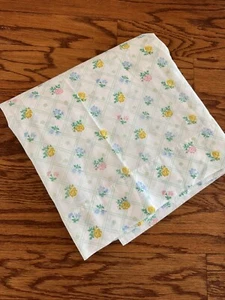 Vintage 70s Muslin  No Iron Flat Sheet Full/ Queen White/ Floral - Picture 1 of 6