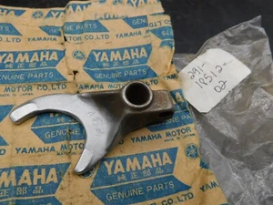 NOS OEM Shift Fork 2, ---- Yamaha DT2 RT2 RT2MX, DT3 RT3 YZ360 YZ250 - Picture 1 of 1