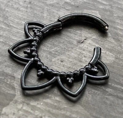 1pc Filigree Petals Hinged Segment Ring 16g Septum Clicker Surgical Steel  - Image 1 of 4