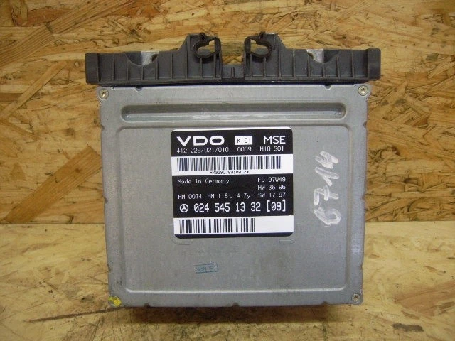 410577 Centralina Motore Mercedes-Benz Classe C T-Modello (S202) 0245451332 - Immagine 1 di 3