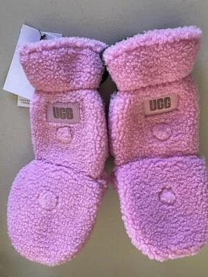 UGG FAUX SHEARPA FLIP MITTENS IN ROSE QUARTZ L/XL - Image 1 of 4