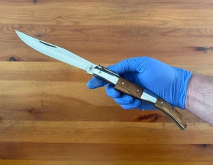 Coltello tascabile stile arabo Navaja 5,9" con manico in legno di ulivo e acciaio - Foto 1 di 10