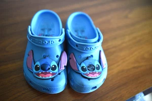 Stitch Crocs Blue J2 Disney kids shoe clog sandal - Picture 1 of 5