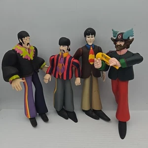 VTG. 4 Different McFarlane Beatles Yellow Submarine /Sgt. Peppers Figures - Bild 1 von 5