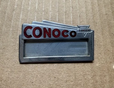 Insignia de nombre de gas Conoco vintage estación de servicio uniforme pin aceite Foto 1 de 4