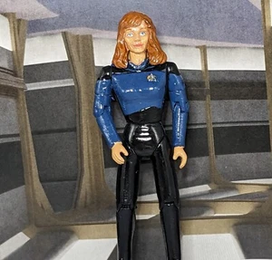 Star Trek Playmates Custom Figur Beverly Crusher S1 The Next Generation TNG - Bild 1 von 3