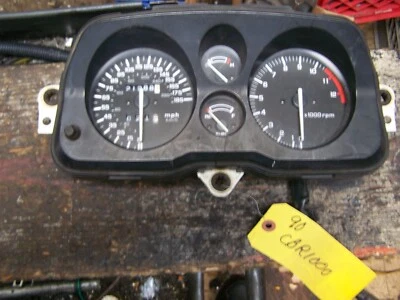 Cuadro de instrumentos Honda CBR1000F 1990 Hurricane Foto 1 de 4