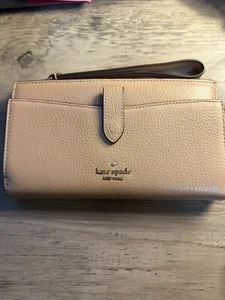 Kate Spade Leila Tan Pebbled Leather Medium Universal Phone Wristlet Wallet - Picture 1 of 10