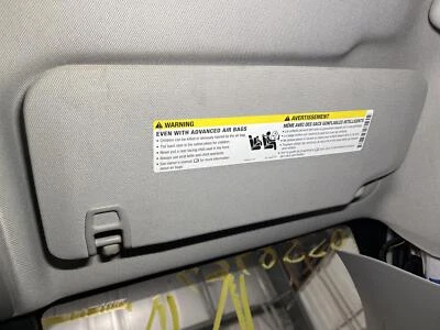 Quebra-sol direito usado serve: 2015 GMC terreno direito grau A - Imagem 1 de 4