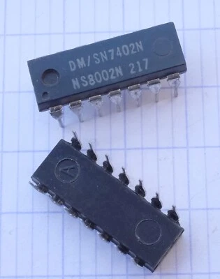 2x National Semiconductor DMSN7402N Circuit intégré DIP 14. Lot de 2. DM/SN7402N