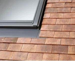 Velux EDP SK06 0000 Standard Plain Tile Flashing 114cm x 118cm - Picture 1 of 23