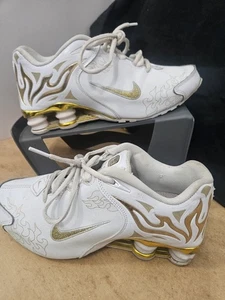 Nike Shox Monster Women's Vintage Metallic Gold / White Sparkle Shoes. size 8 - Picture 1 of 8