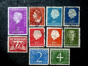 NETHERLANDS 20 USED STAMPS  #7 - Picture 1 of 2
