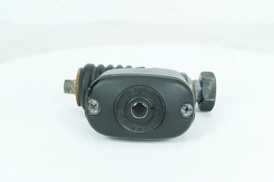 Harley Dyna FLD 2013 Switchback OEM freno trasero cilindro maestro depósito sin ABS Foto 1 de 4