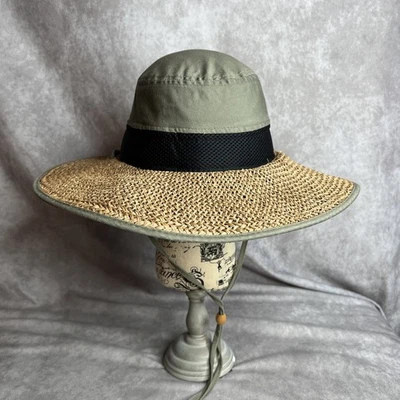 Sombrero para el sol de paja al aire libre corona de tela verde ala ancha correa para la barbilla tamaño pequeño Foto 1 de 4