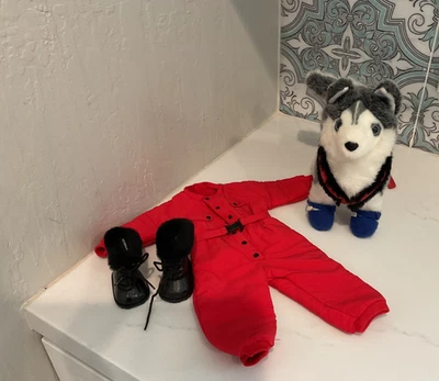Traje de trineo de perro American Girl of Today y perro husky. Traje de nieve y botas Pleasant Co. Foto 1 de 4
