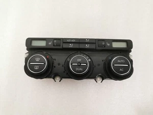 VW Passat 3B B6 Klimabedienteil Klimaautomatik Bedienteil Klima 3C0907044DK - Picture 1 of 6