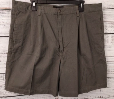 Croft Barrow Shorts Mens 40 Gray Soft Washed Twill Lightweight Chino Classic NEW - Image 1 of 4