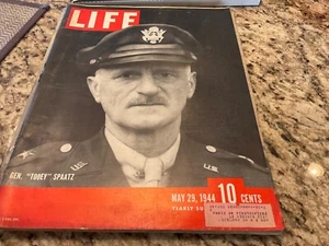 LIFE MAGAZINE MAY 29, 1944 GEN. TOOEY SMITH  VINTAGE ADS VERY GOOD - Picture 1 of 1