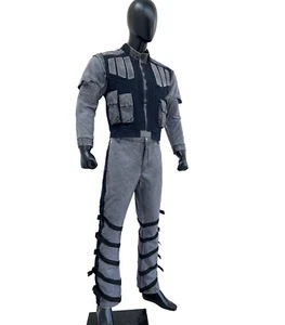 Inspired by Toro Calican The Mandalorian Jake Cannavale Anzug - Bild 1 von 12