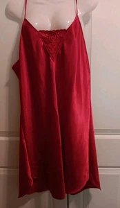 Camisón íntimo satinado rojo LG Intimate Moods para dama - Imagen 1 de 10
