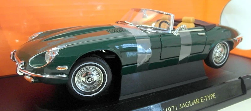 Road Signature escala 1/18 diecast - 92608 1971 Jaguar E-Type Roadster verde Foto 1 de 3