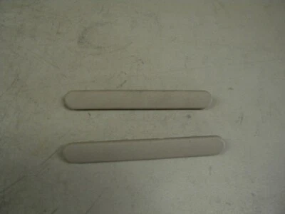 Ford Expedition 2004 moldura de panel de puerta de fábrica cubierta de tornillo trasera izquierda derecha Foto 1 de 2