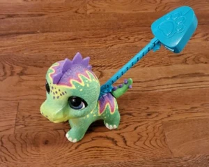Pelz WALKALOTS Dino mit Leinenbewegung aktiviertes Spielzeug FELZ ECHT 2019 Hasbro grün - Bild 1 von 11