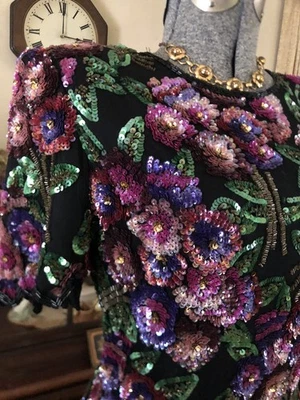 Hermosa blusa de fiesta vintage de los años 70’s 80’s con lentejuelas florales B 36” genial 4 vacaciones Foto 1 de 4