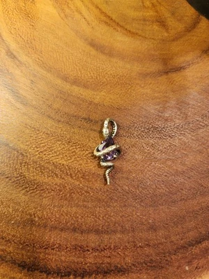 Pingente de prata esterlina 925 cobra com pedra de ametista - Imagem 1 de 4