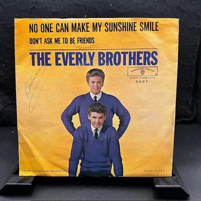 EVERLY BROTHERS 45 DON'T ASK ME TO BE FRIENDS/NO ONE CAN w/PICTURE SLEEVE 1B/1B - Image 1 of 4