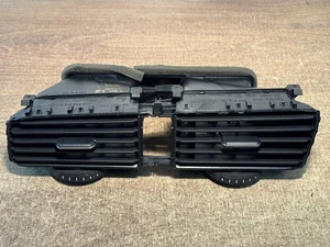 VOLKSWAGEN GOLF MK7 2013 FRONT CENTRE AIR VENT     #7A - Picture 1 of 5