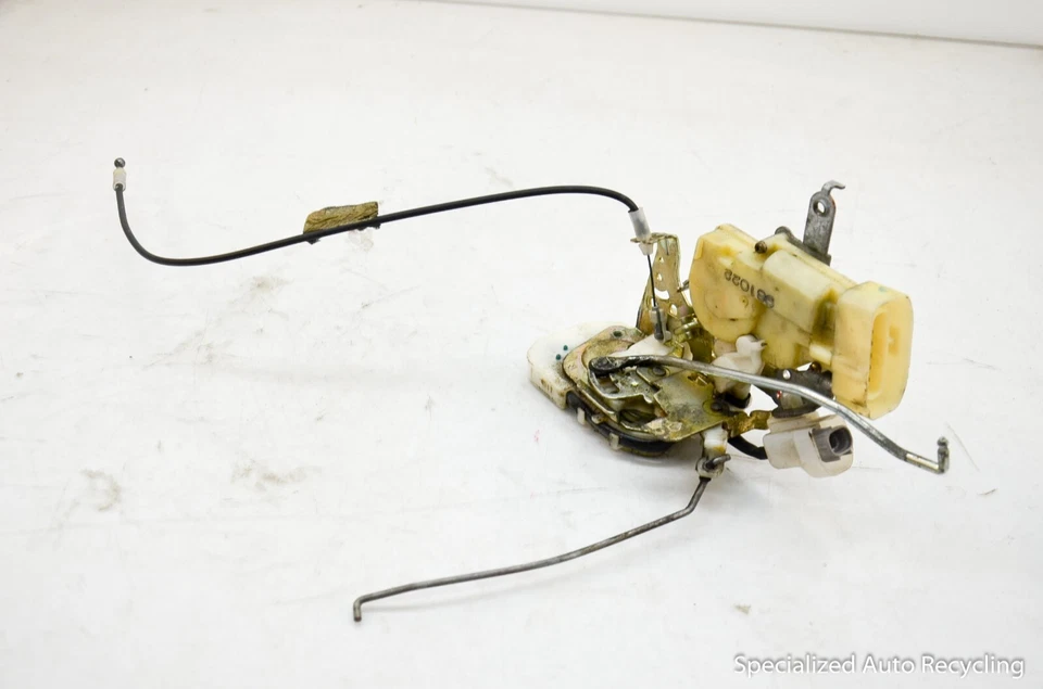 Lexus ES330 2005 OEM actuador de bloqueo de puerta delantero derecho eléctrico Foto 1 de 4