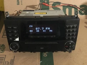 MERCEDES-BENZ C CLASS DISC PLAYER STEREO C55 C32 C240 C320 A2038703789 - Picture 1 of 7