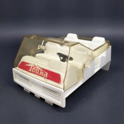 Tonka Ladder Fire Truck Plastic Cab Windows Interior Steering Wheel 2960 - Image 1 of 4