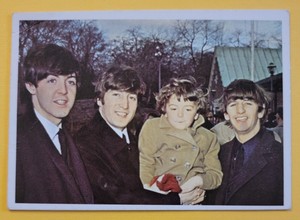 1964 Topps #29 The Beatles Color Card Question and Answer with Ringo Star