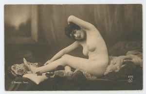 FRENCH NUDE PHOTO POSTCARD VINTAGE - Picture 1 of 2